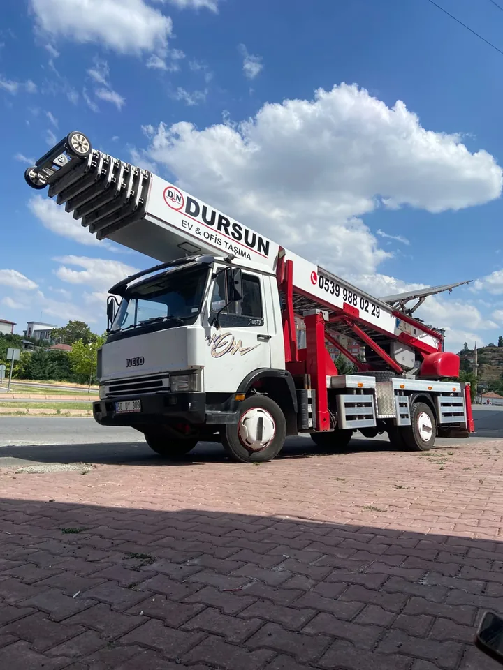 Dış cephe taşıma asansörü aracı
